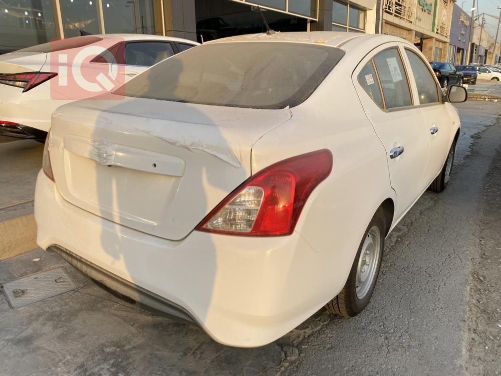 نيسان صني